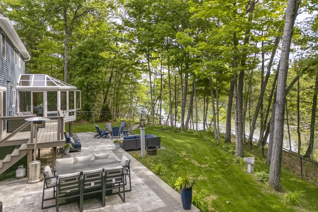 14 Walini Way Harpswell ME 04079