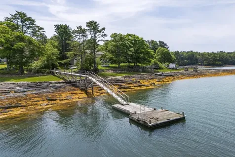 14 Walini Way Harpswell ME 04079