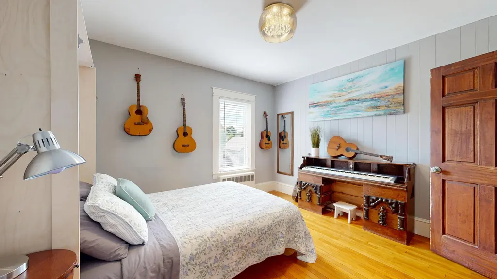238 Sabattus Street Lewiston ME 04240
