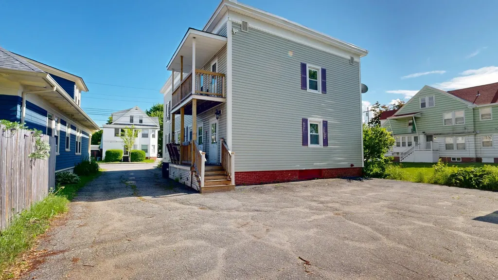 238 Sabattus Street Lewiston ME 04240