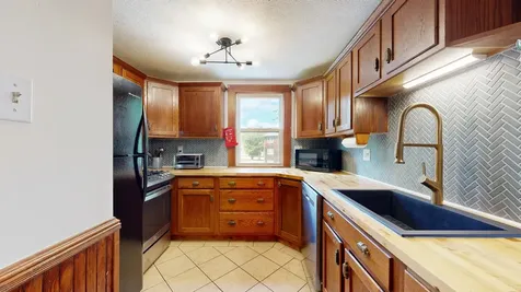 238 Sabattus Street Lewiston ME 04240