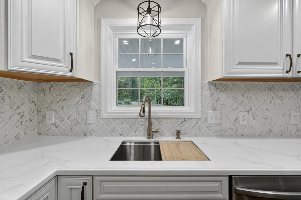 528 Sebago Road Naples ME 04055