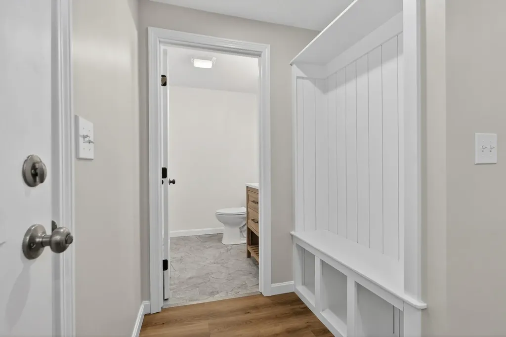 528 Sebago Road Naples ME 04055