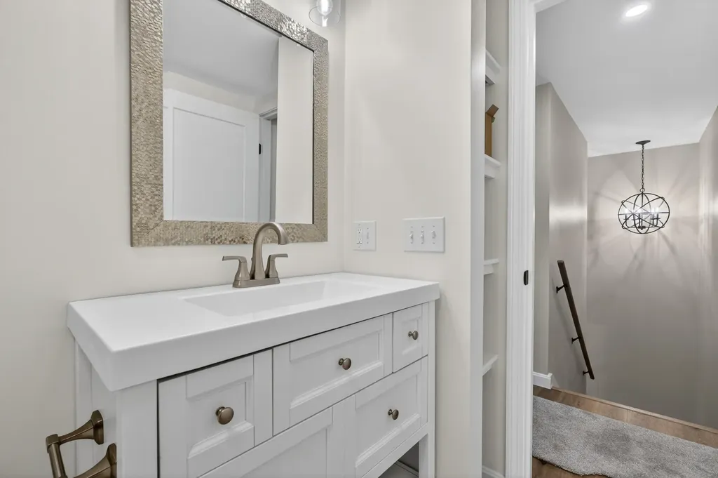 528 Sebago Road Naples ME 04055