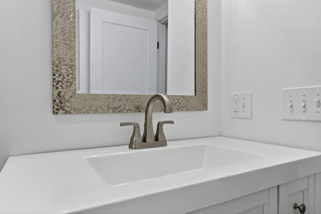 528 Sebago Road Naples ME 04055