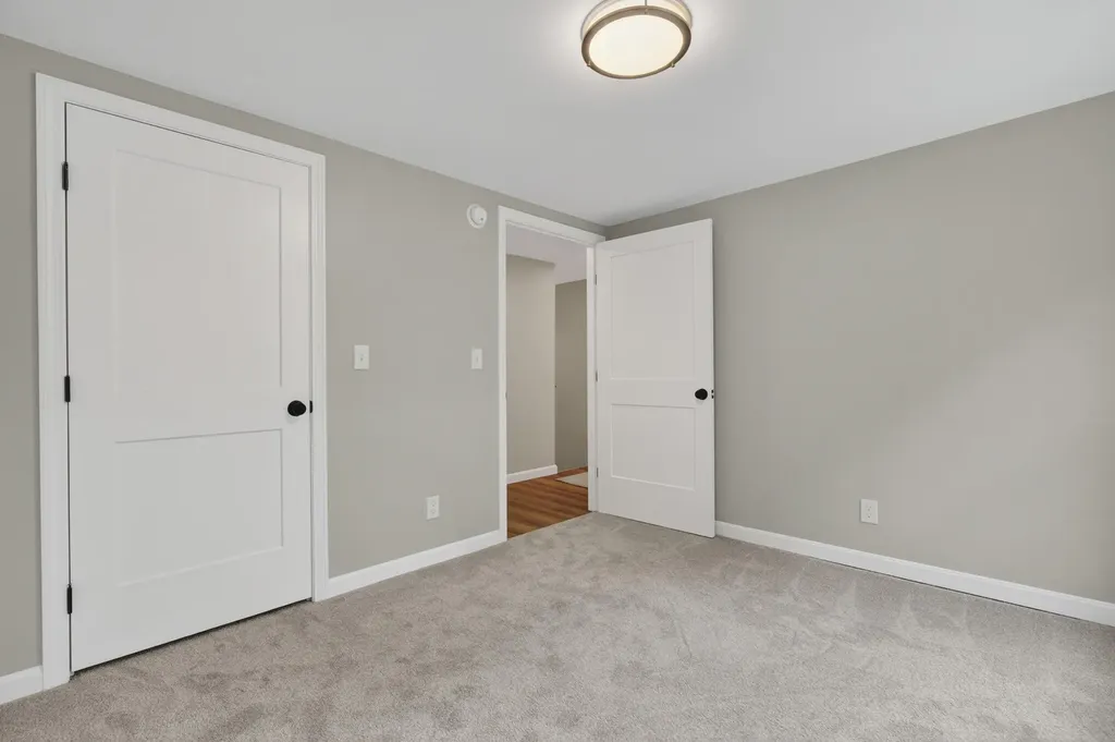 528 Sebago Road Naples ME 04055
