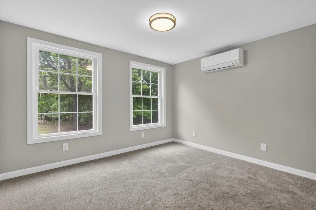 528 Sebago Road Naples ME 04055