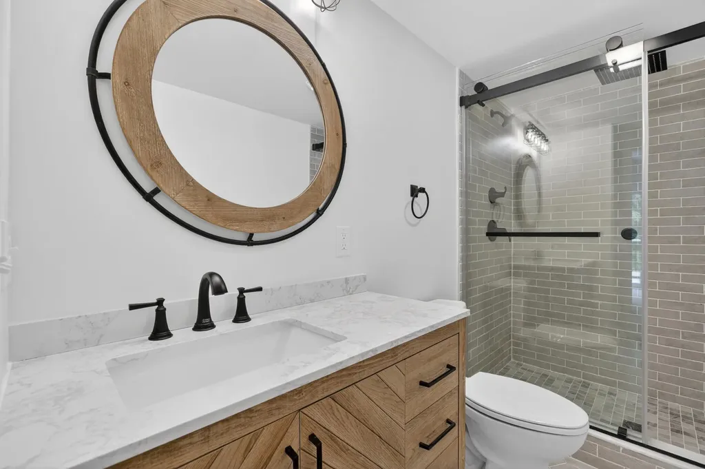 528 Sebago Road Naples ME 04055