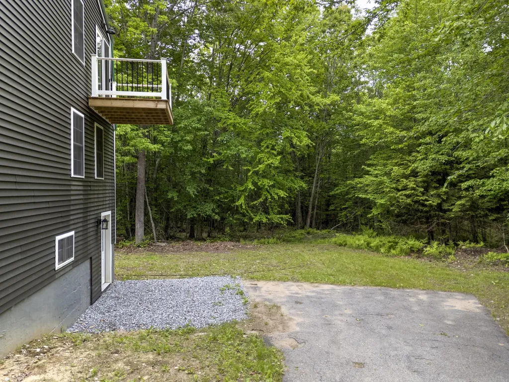 528 Sebago Road Naples ME 04055