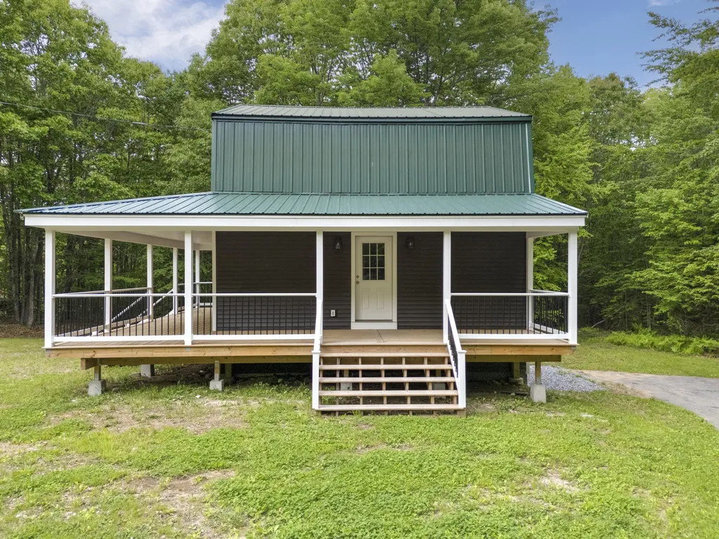 528 Sebago Road Naples ME 04055