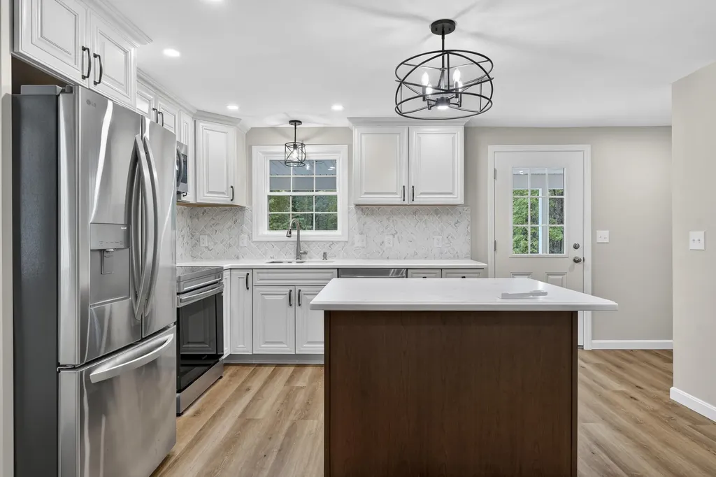 528 Sebago Road Naples ME 04055