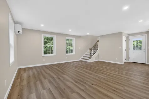 528 Sebago Road Naples ME 04055