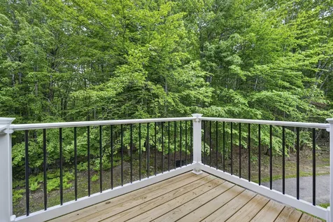 528 Sebago Road Naples ME 04055