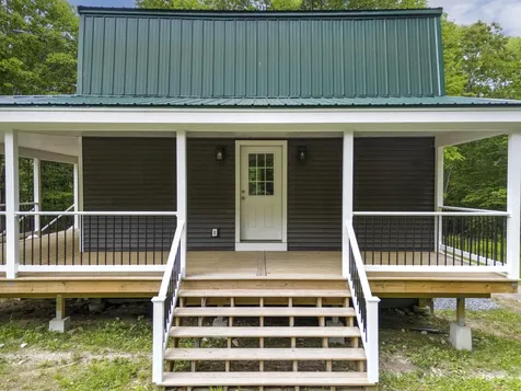 528 Sebago Road Naples ME 04055