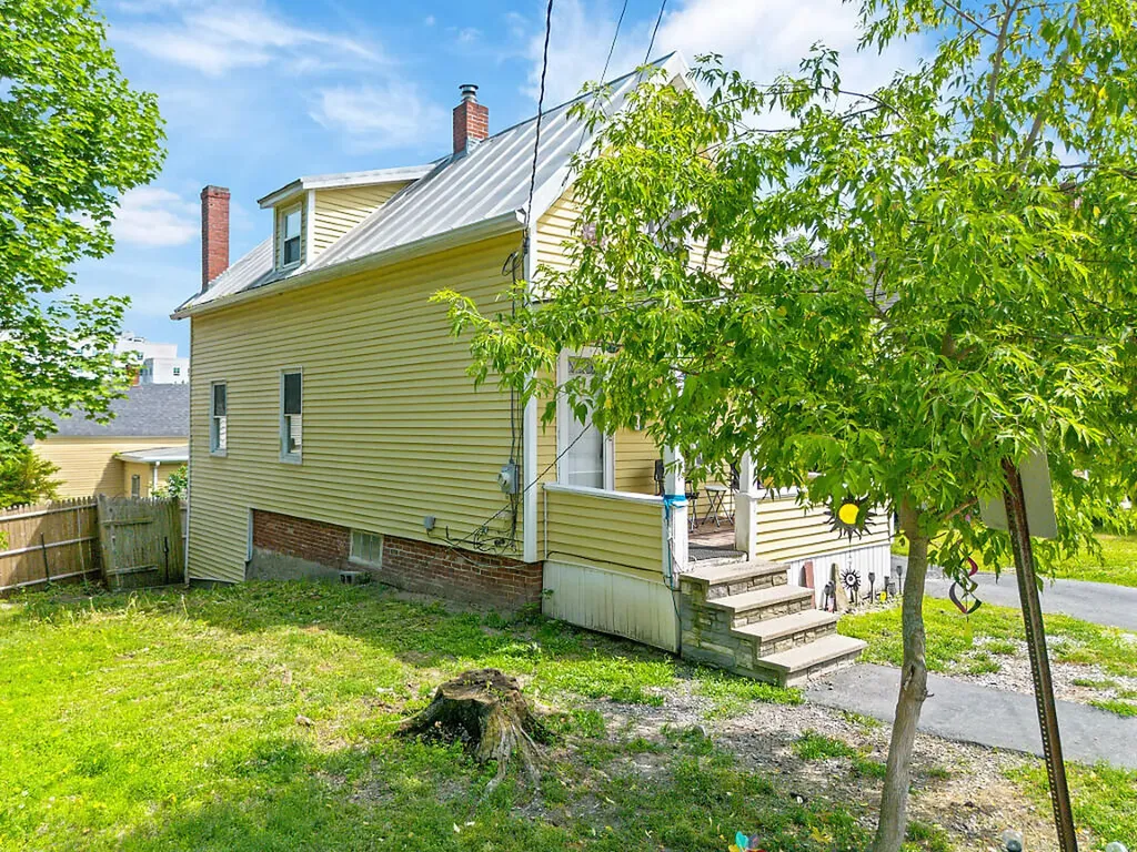 3 Federal Street Augusta ME 04330
