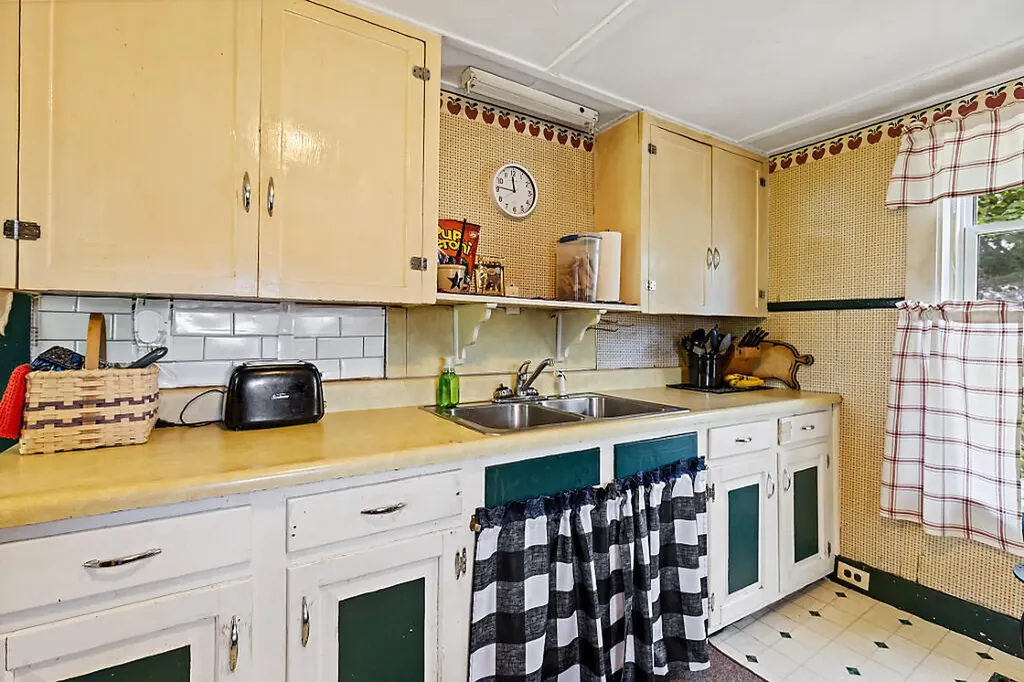 3 Federal Street Augusta ME 04330