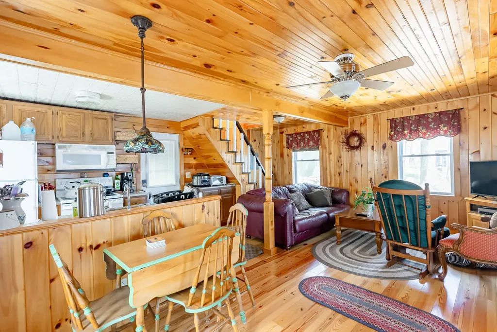 15 Laaperi Lane Greene ME 04236