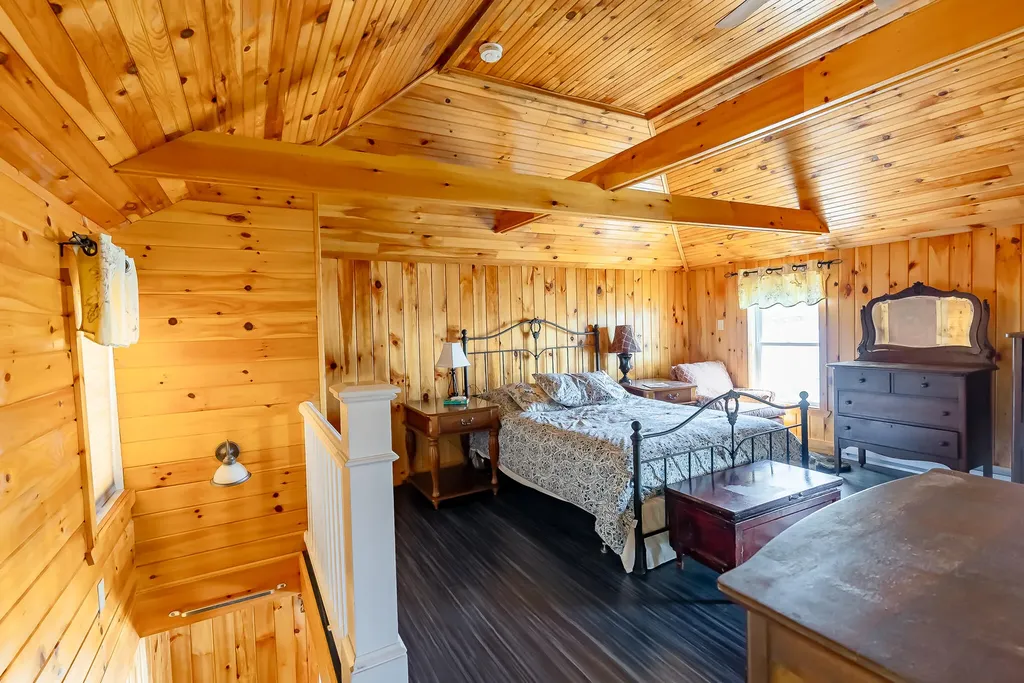 15 Laaperi Lane Greene ME 04236