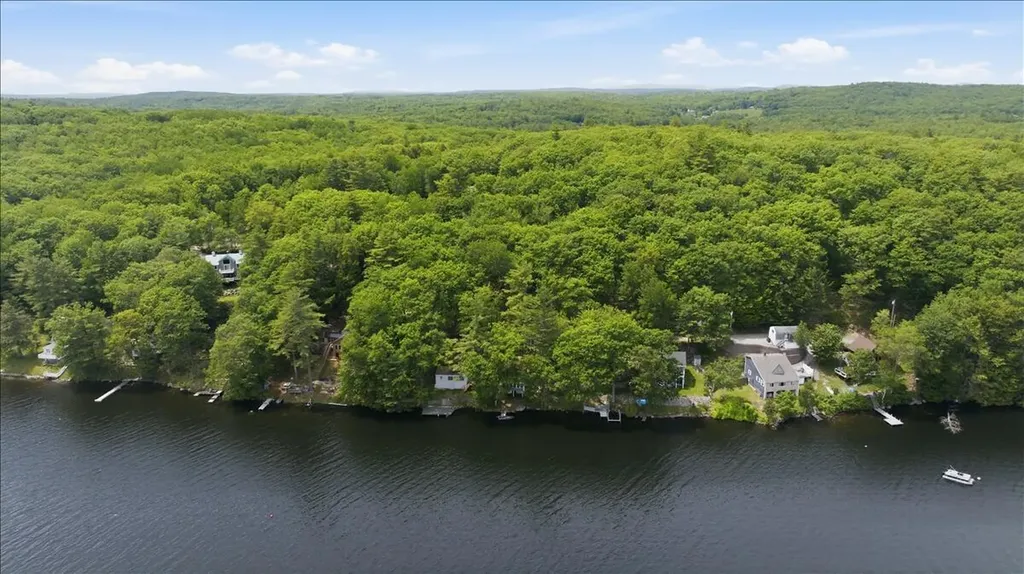 15 Laaperi Lane Greene ME 04236
