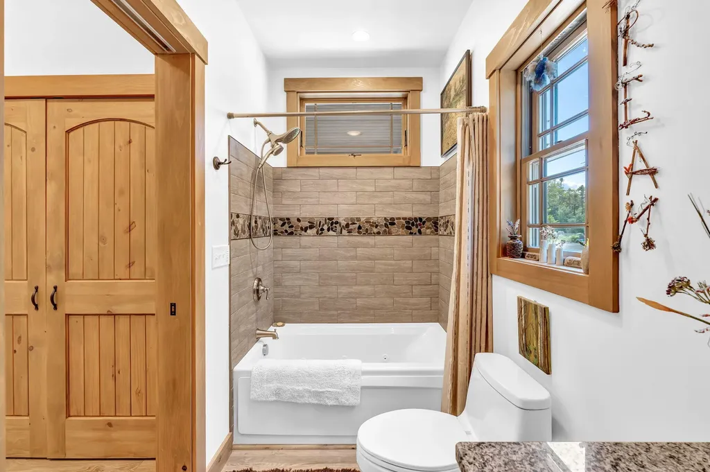 285 Sunset Cove Way Orland ME 04472