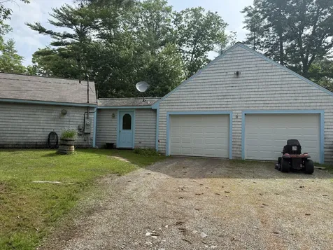 56 Gross Neck Road Waldoboro ME 04572