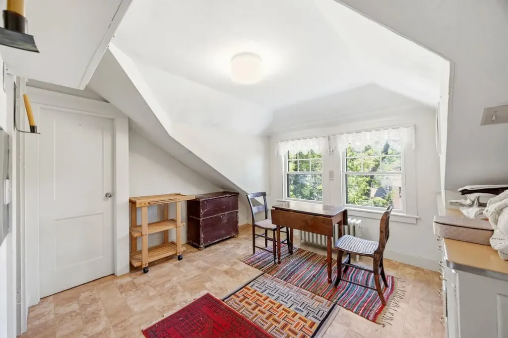 52 Whipple Road Kittery ME 03904