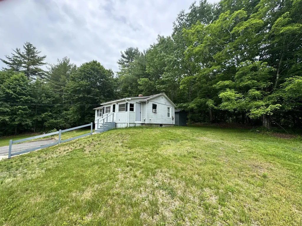 14 Lynn Road Augusta ME 04330