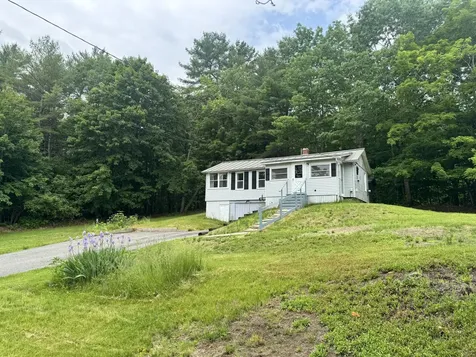 14 Lynn Road Augusta ME 04330