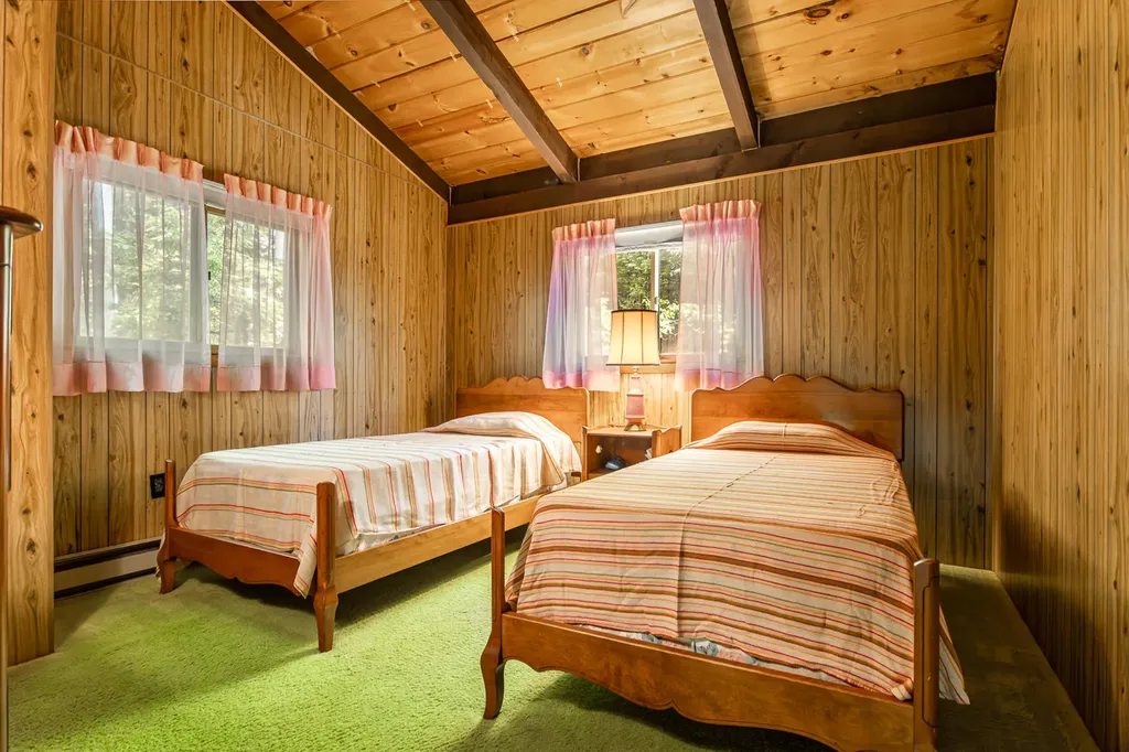 121 Ridgeway Circle Waterboro ME 04061