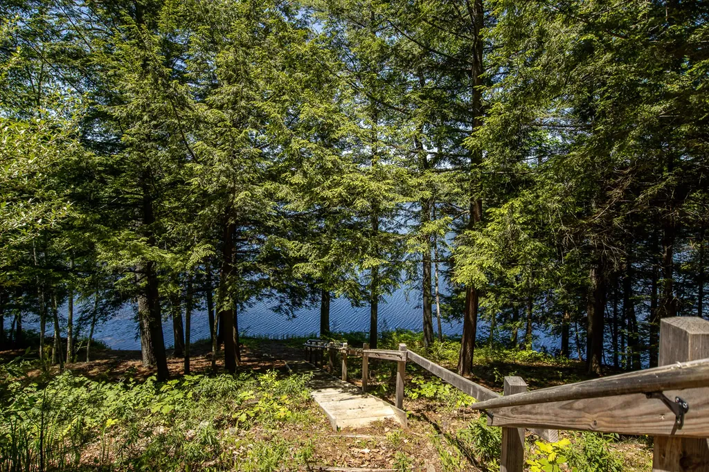 121 Ridgeway Circle Waterboro ME 04061