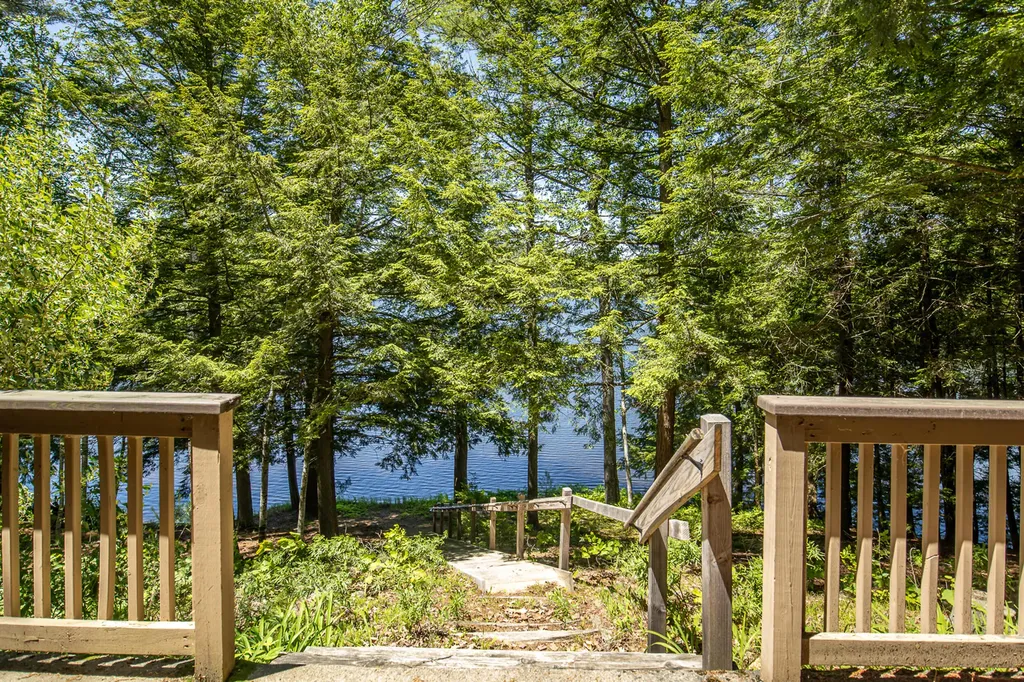 121 Ridgeway Circle Waterboro ME 04061