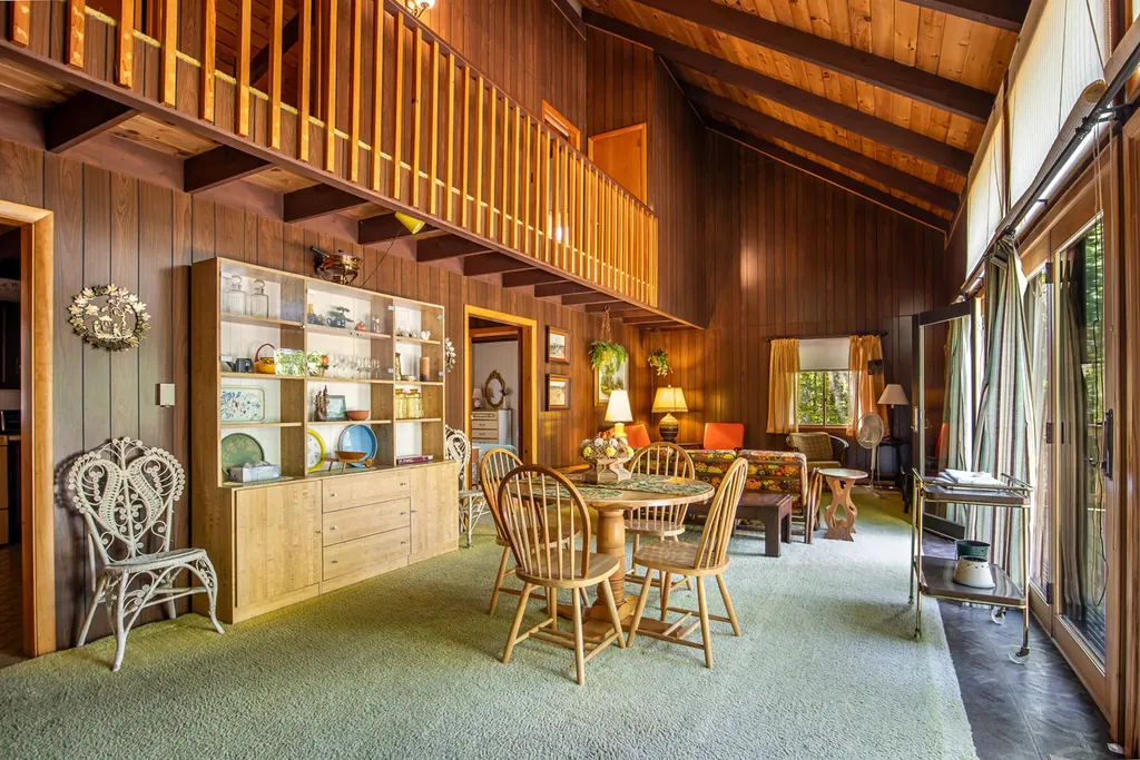 121 Ridgeway Circle Waterboro ME 04061