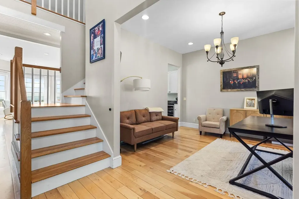 25 Browns Avenue Sedgwick ME 04676