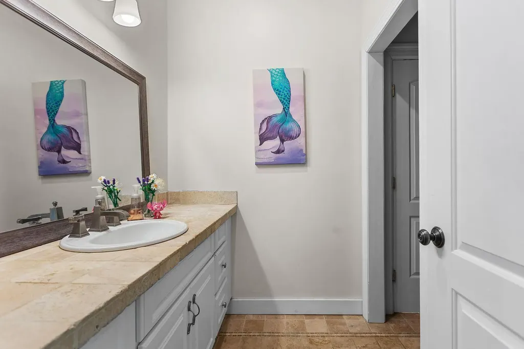 25 Browns Avenue Sedgwick ME 04676