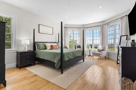 25 Browns Avenue Sedgwick ME 04676