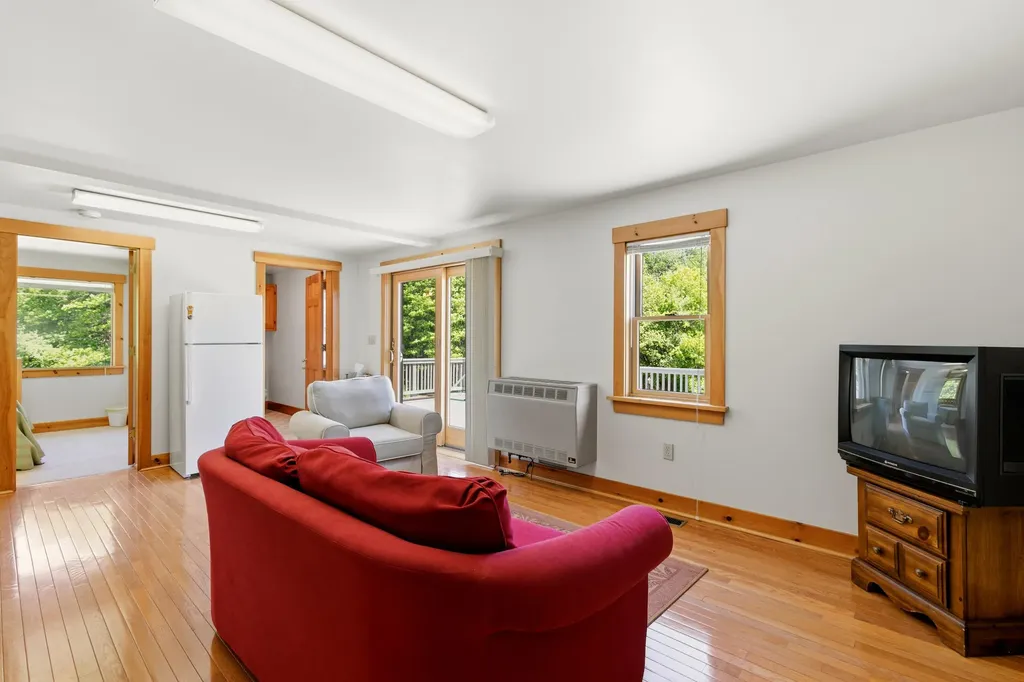 501 Mere Point Road Brunswick ME 04011