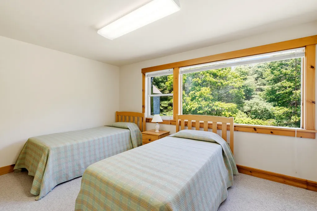 501 Mere Point Road Brunswick ME 04011