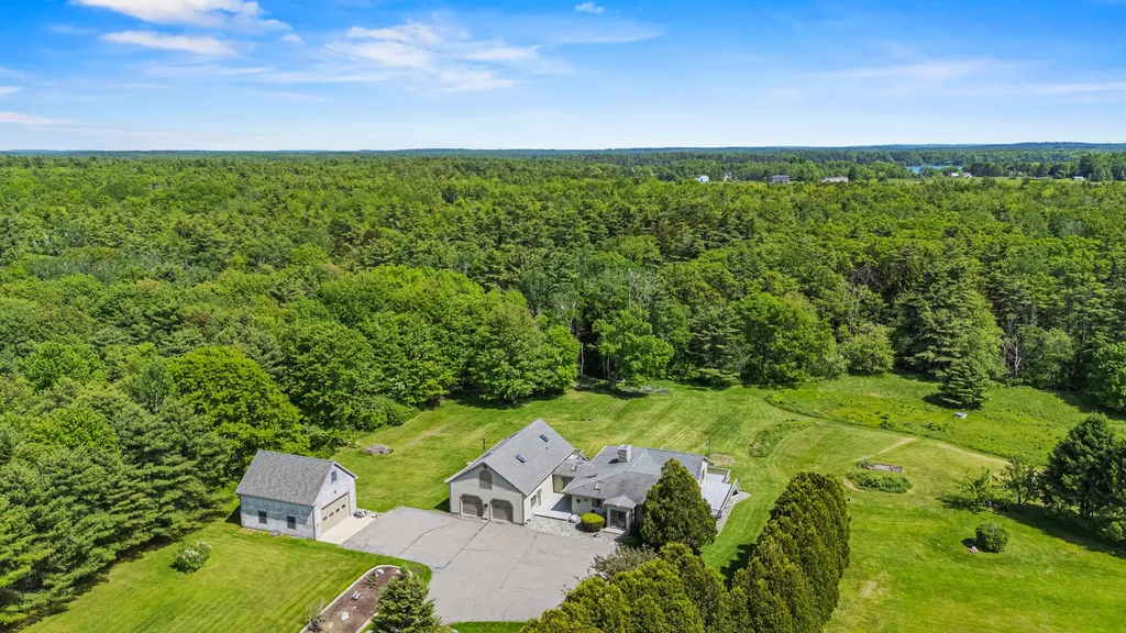 501 Mere Point Road Brunswick ME 04011