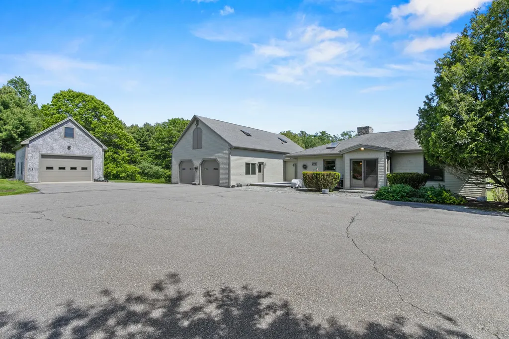 501 Mere Point Road Brunswick ME 04011