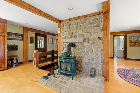 501 Mere Point Road Brunswick ME 04011