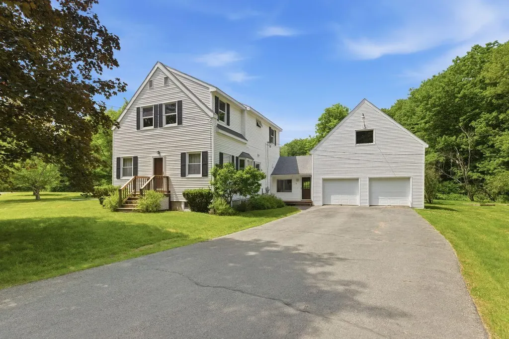 3 Earles Way Scarborough ME 04074