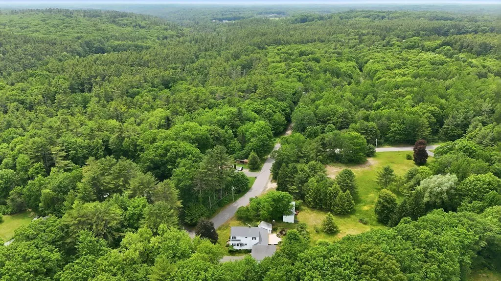 3 Earles Way Scarborough ME 04074
