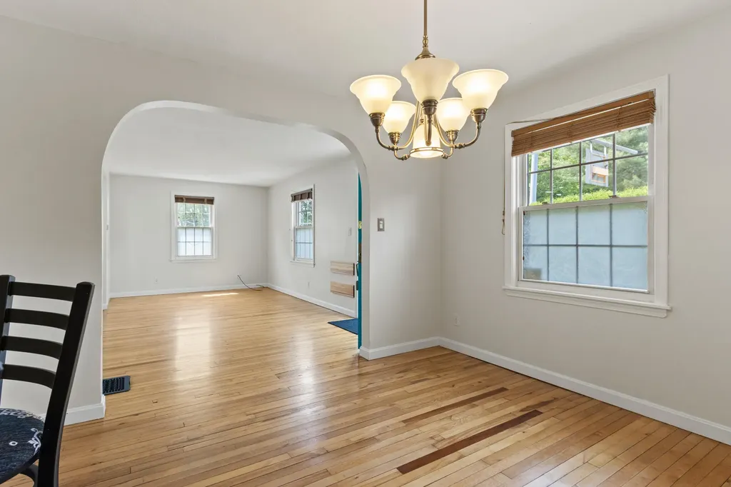153 Auburn Street Portland ME 04103