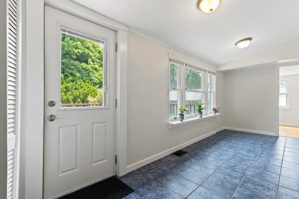 153 Auburn Street Portland ME 04103