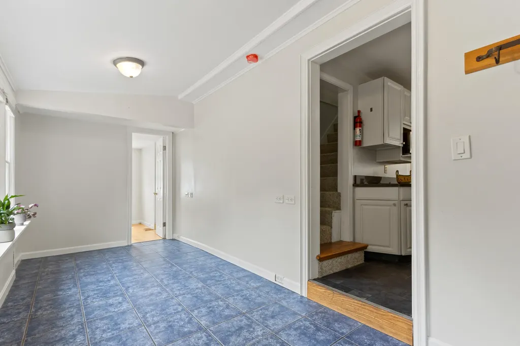 153 Auburn Street Portland ME 04103