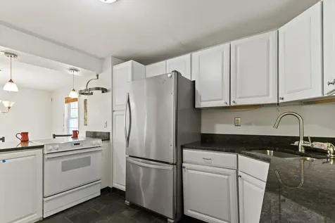 153 Auburn Street Portland ME 04103