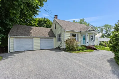 153 Auburn Street Portland ME 04103