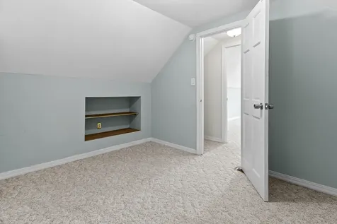 153 Auburn Street Portland ME 04103