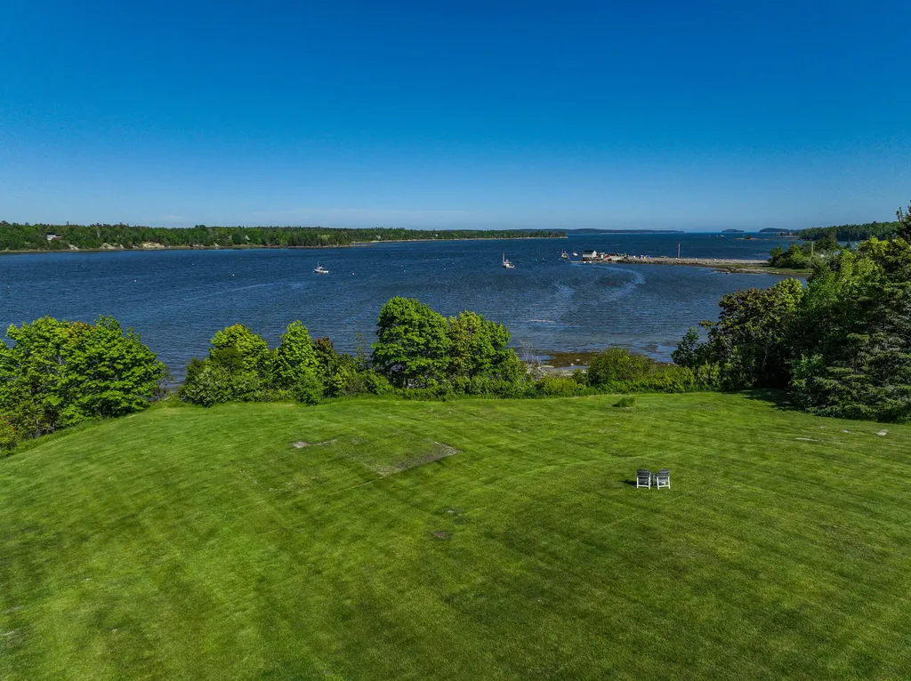 17 Water Street Milbridge ME 04658