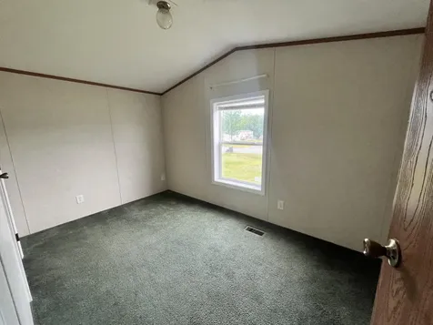 25 Lorna Lane Glenburn ME 04401